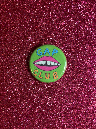 Gap Club Button